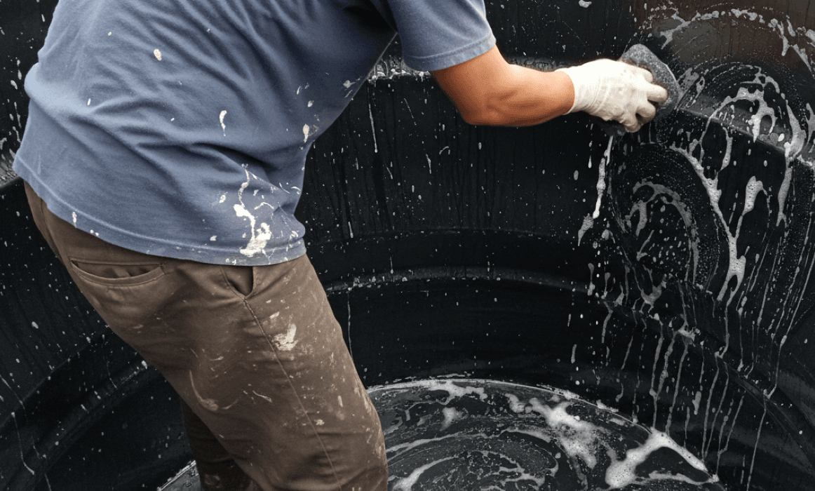 ¿Cómo Lavar un Tinaco sin Vaciarlo?